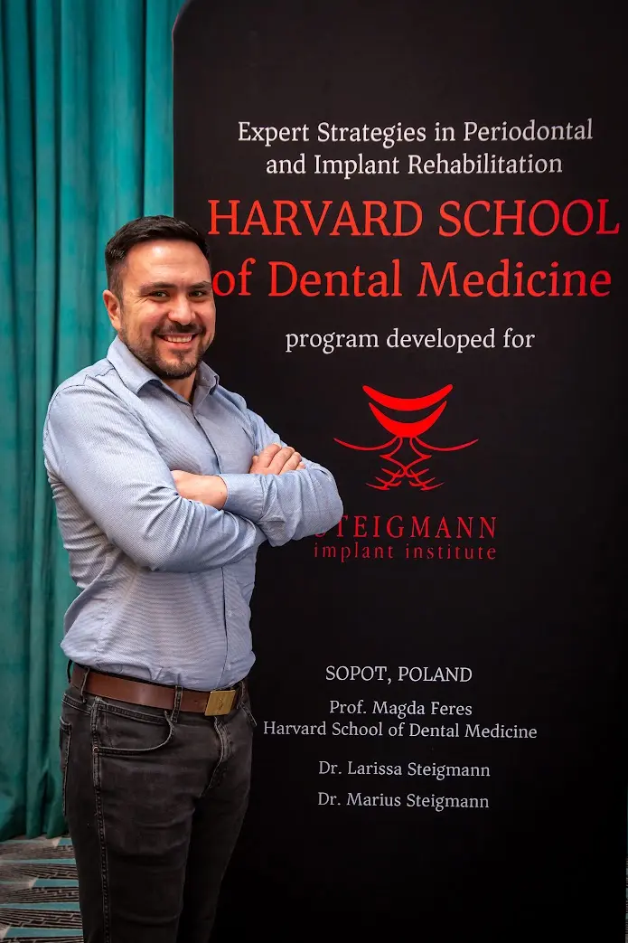 Doktor Maciej Przeniosło z międzynarodową certyfikacją Harvard School of Dental Medicine