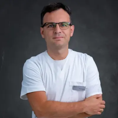 miniatura dr maciej karczewski – anestezjolog