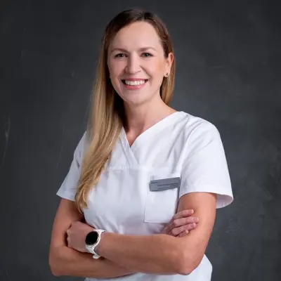 miniatura dr n. med. dorota pylińska dąbrowska – specjalistka chirurgii stomatologicznej